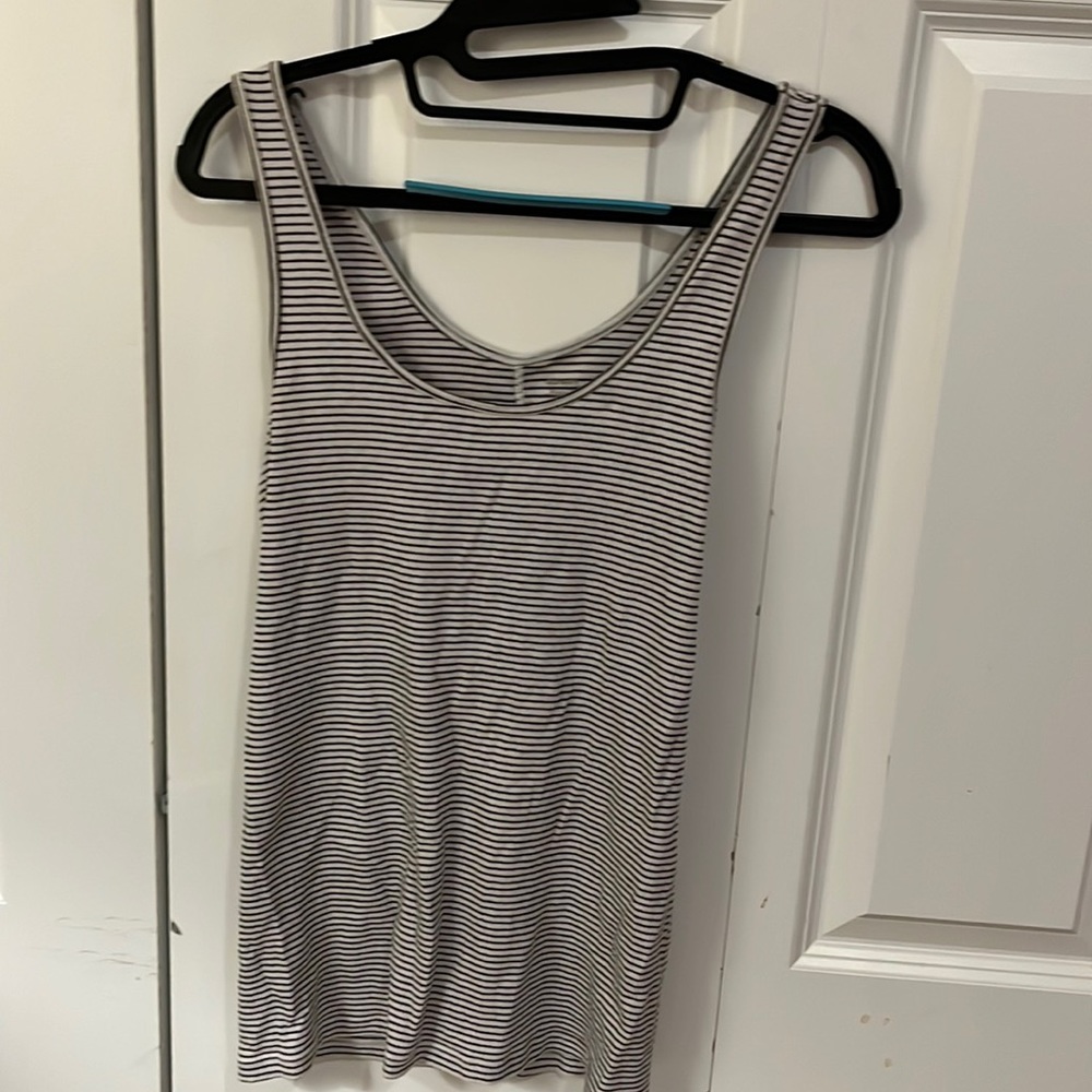 Black and White Striped Stretchy Tank Top L
